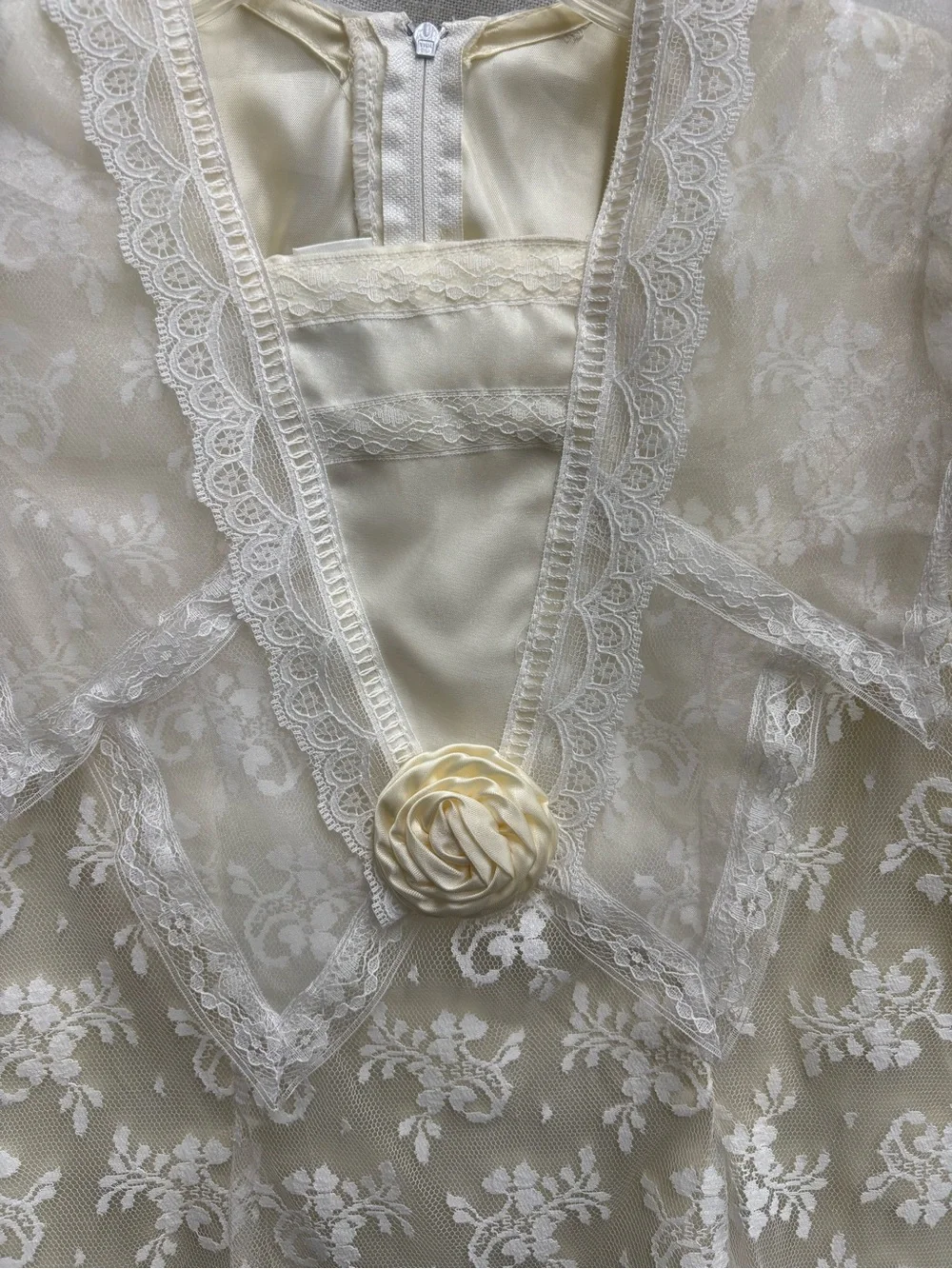 Jessica McClintock delicate cream